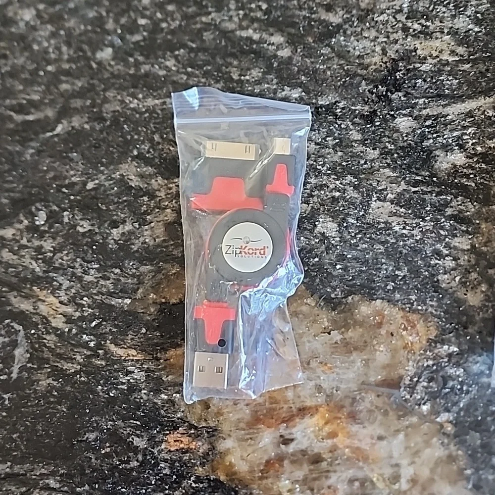 Zipkord USB to micro USB charger with 10 pin adapter